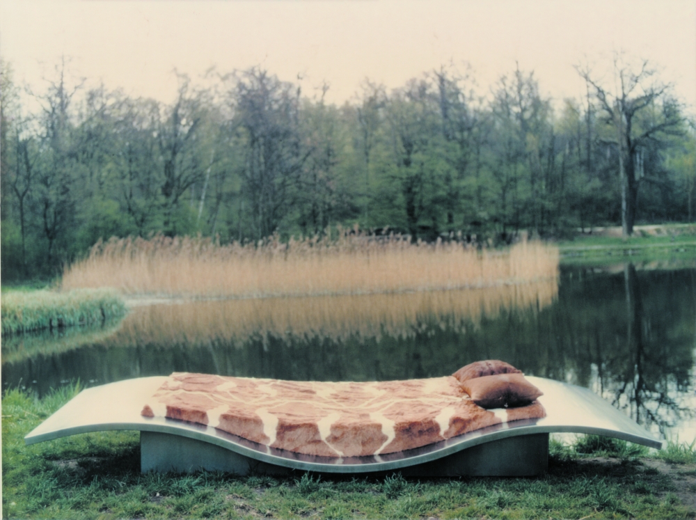 AVAILABLE Maria Pergay,&amp;nbsp;Lit Tapis Volant / Flying Carpet Daybed, 1968